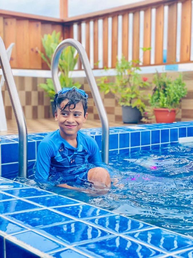 White Beach Holiday At Hulhumale' Esterno foto